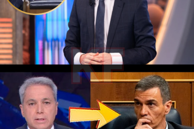 Vicente Vallés se sale del guion y provoca un momento de tensión absoluta que deja tocado al entorno de Sánchez. Su intervención paraliza el ritmo previsto y desata una reacción desmedida: en redes y despachos llegan incluso a llamarlo “desequilibrado”. Más allá del insulto, el episodio revela nervios, incomodidad y miedo a perder el control del relato. Cuando el guion se rompe en directo, el problema ya no es el periodista, sino lo que se intenta ocultar.