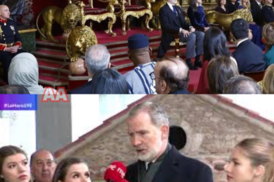 ¿Por qué los Reyes de España no se sientan en el Trono del Palacio Real? Aunque muchos lo desconocen, el trono del Palacio Real de Madrid no se usa de forma habitual y su ausencia en actos oficiales no es casual.  La razón principal es simbólica e histórica. Tras la Transición, la Monarquía española quiso marcar distancia con la imagen absolutista del poder. El trono representa la autoridad por derecho divino, algo que hoy no encaja con una monarquía parlamentaria y constitucional.  Por eso, los Reyes optan por presidir los actos sentados al mismo nivel que el resto de autoridades, subrayando que su poder emana de la Constitución y no del trono en sí.