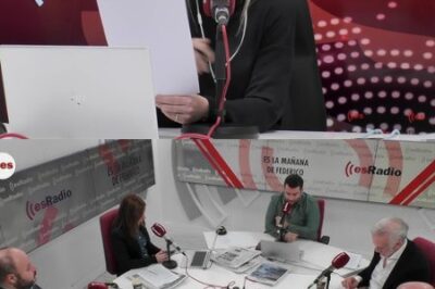 ¿Escándalo irreversible? El nuevo caso de acoso sexual que sacude los cimientos del PSOE.  Una nueva tormenta política estalla y amenaza con desestabilizarlo todo. Se ha destapado un nuevo caso de acoso sexual en el PSOE, una noticia que ha dejado al país en absoluto estado de shock. Mientras las instituciones intentan contener la filtración, los detalles que emergen son perturbadores y apuntan a las altas esferas del partido. ¿Quiénes sabían lo que estaba ocurriendo y por qué se mantuvo en silencio? La indignación social crece por momentos ante lo que muchos consideran una doble vara de medir moral. Este no es solo un problema judicial, es una crisis de credibilidad sin precedentes que podría cambiar el tablero político actual. La red se inunda de preguntas: ¿Habrá dimisiones inmediatas o se intentará blindar a los implicados? El hermetismo es total, pero la verdad está comenzando a salir a la luz. ¡No te pierdas los detalles exclusivos de este escándalo que promete no dejar piedra sobre piedra|TH