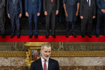 Mientras Irán lanza misiles, Felipe VI rompe el silencio: llama a Baréin, Kuwait, Líbano y Chipre. Zarzuela oculta el resto. ¿Diplomacia… o advertencia para quien juega con fuego? -(hn)